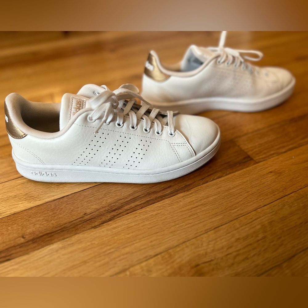 Adidas Sneakers
